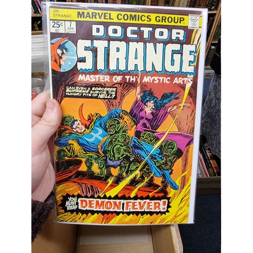 335 - SWAMP THING/DOCTOR STRANGE: collection of approx 218 mixed issues, largely 1970s-80s period, ge... 