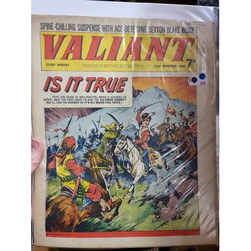 343 - VALIANT: collection of approx 115 issues, 1966-1970, generally in good condition.