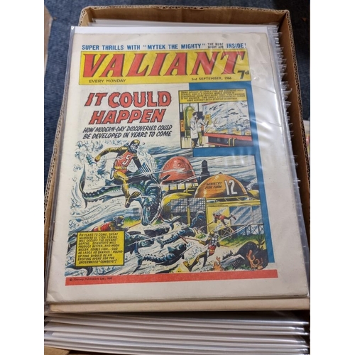 343 - VALIANT: collection of approx 115 issues, 1966-1970, generally in good condition.