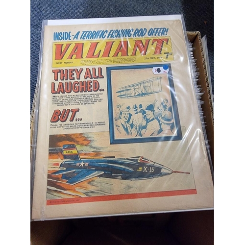 343 - VALIANT: collection of approx 115 issues, 1966-1970, generally in good condition.