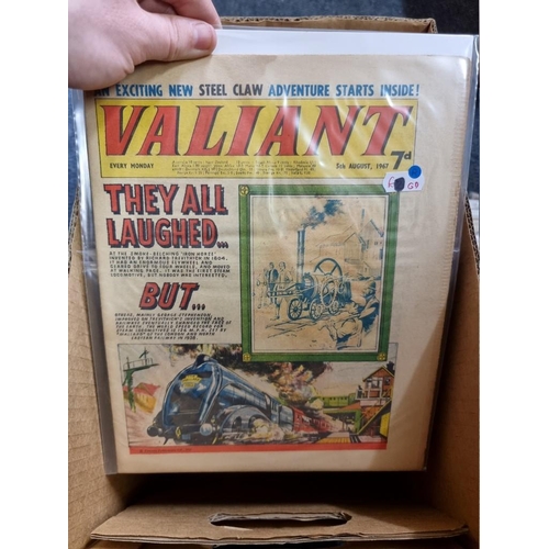 343 - VALIANT: collection of approx 115 issues, 1966-1970, generally in good condition.