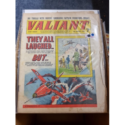 343 - VALIANT: collection of approx 115 issues, 1966-1970, generally in good condition.