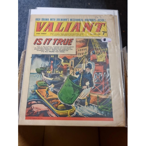 343 - VALIANT: collection of approx 115 issues, 1966-1970, generally in good condition.