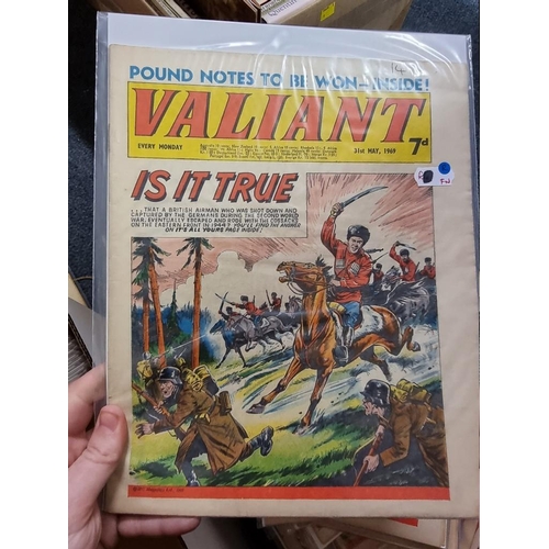 343 - VALIANT: collection of approx 115 issues, 1966-1970, generally in good condition.