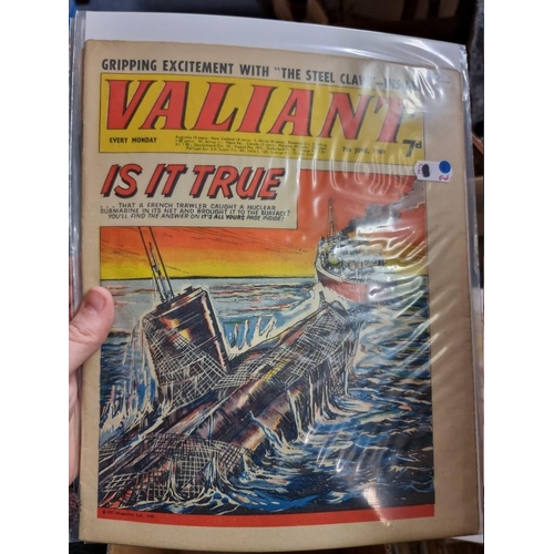 343 - VALIANT: collection of approx 115 issues, 1966-1970, generally in good condition.