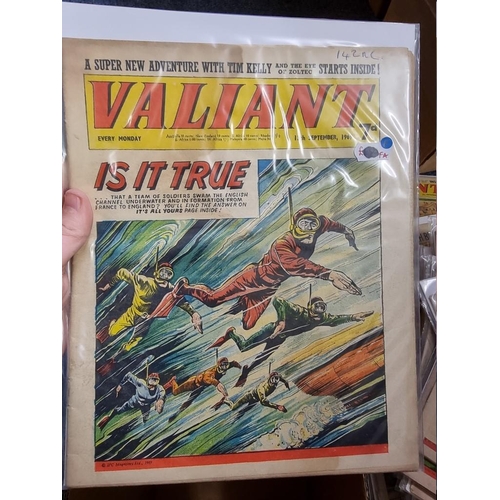 343 - VALIANT: collection of approx 115 issues, 1966-1970, generally in good condition.