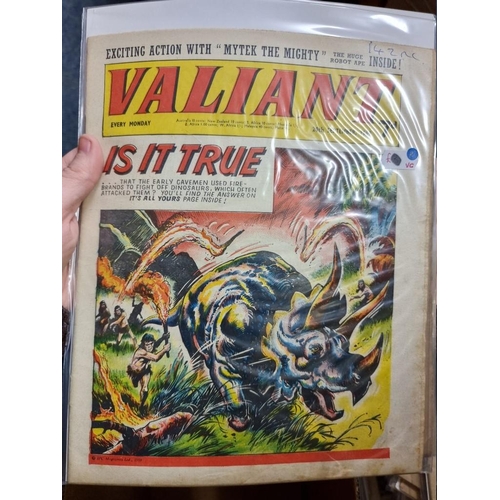 343 - VALIANT: collection of approx 115 issues, 1966-1970, generally in good condition.