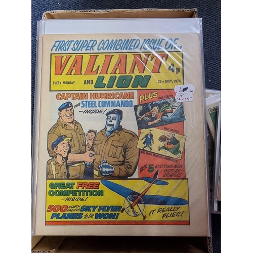 346 - COMICS: box of approx 100 comics to include Scream (#1-14): Valiant Jan 74-Sep76 and others. (One bo... 