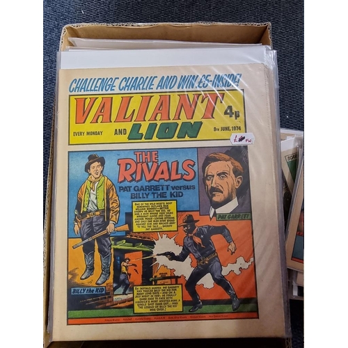 346 - COMICS: box of approx 100 comics to include Scream (#1-14): Valiant Jan 74-Sep76 and others. (One bo... 