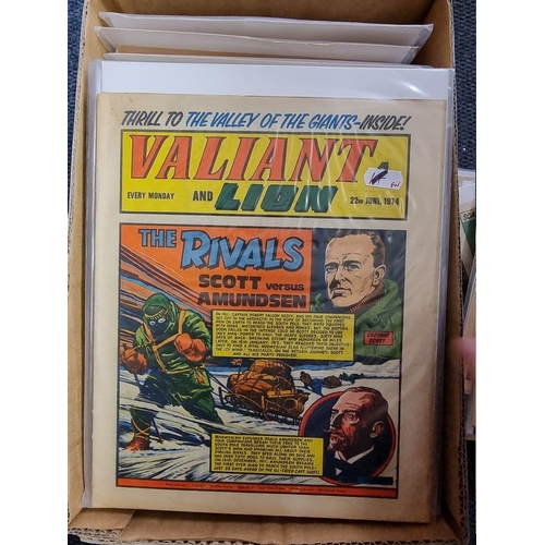 346 - COMICS: box of approx 100 comics to include Scream (#1-14): Valiant Jan 74-Sep76 and others. (One bo... 