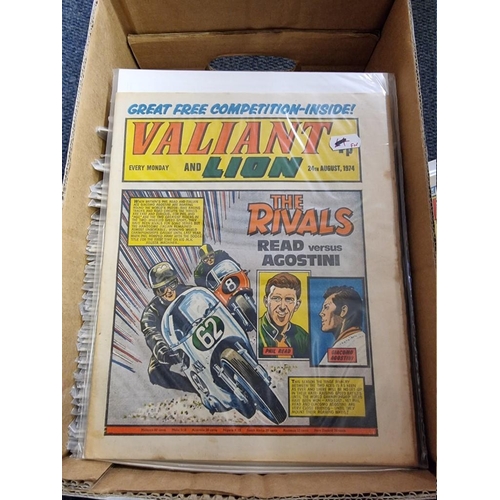 346 - COMICS: box of approx 100 comics to include Scream (#1-14): Valiant Jan 74-Sep76 and others. (One bo... 