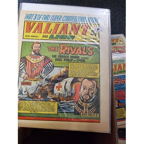 346 - COMICS: box of approx 100 comics to include Scream (#1-14): Valiant Jan 74-Sep76 and others. (One bo... 