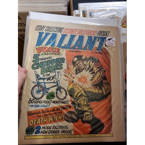 346 - COMICS: box of approx 100 comics to include Scream (#1-14): Valiant Jan 74-Sep76 and others. (One bo... 