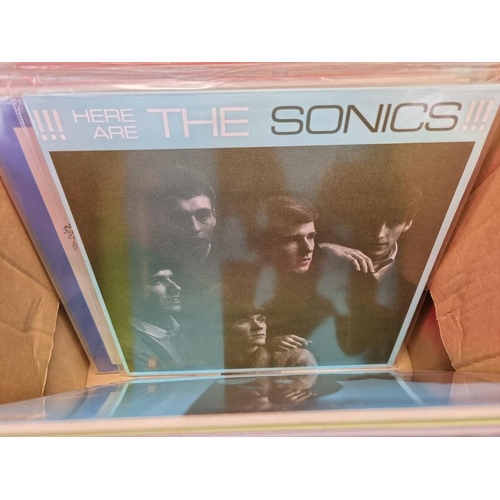 358 - VINYL RECORDS: collection of approx 36 mixed vinyl LPs including albums of Physic TV: Sonic You... 