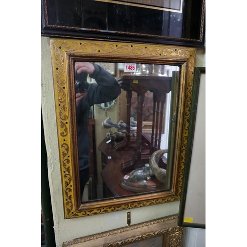 1387 - A gilt framed rectangular wall mirror, 49 x 39cm.