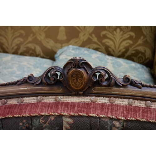 1468 - A Victorian walnut, inlaid and button upholstered settee, 170cm wide; together with a matching ... 