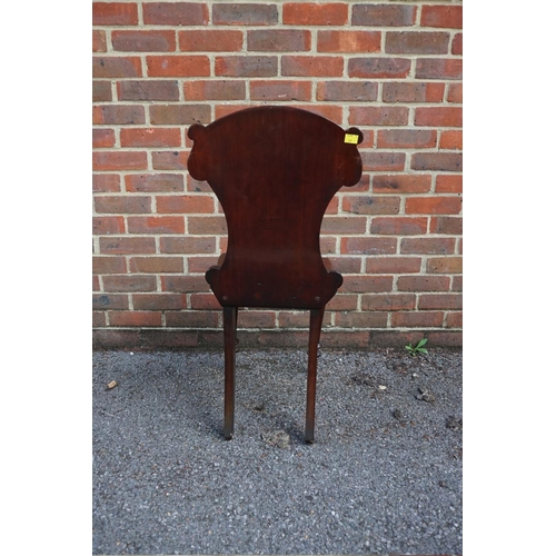 1473 - A Victorian mahogany hall chair. 