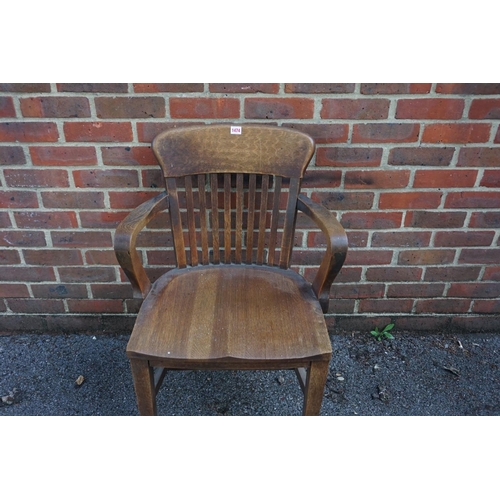 1474 - (ML) An unusual 1920s oak desk chair, labelled 'The Globe-Wernicke Co Ltd', (repaired). ... 