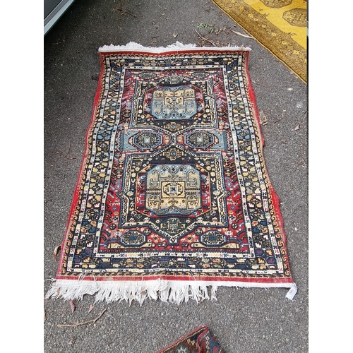 1097 - An Abrash oriental rug, 156cm x 108cm. 