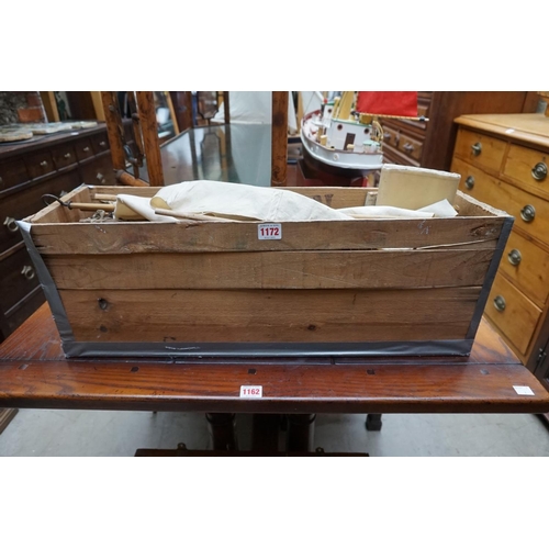 1172 - An old pond yacht, hull 61.5cm, in associated box. 