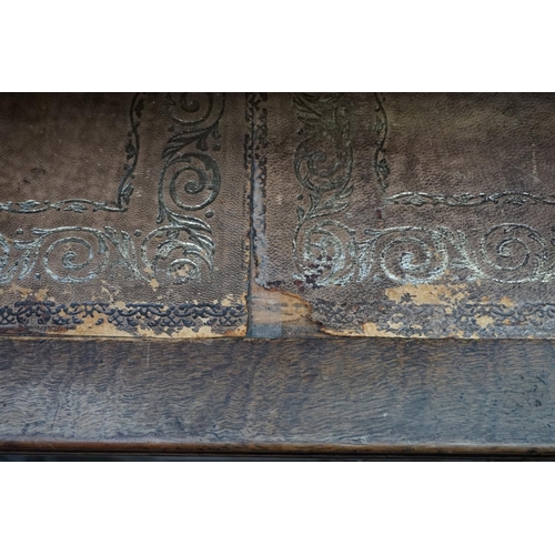 1181 - An early 20th century mahogany pedestal desk, 152.5cm wide. 