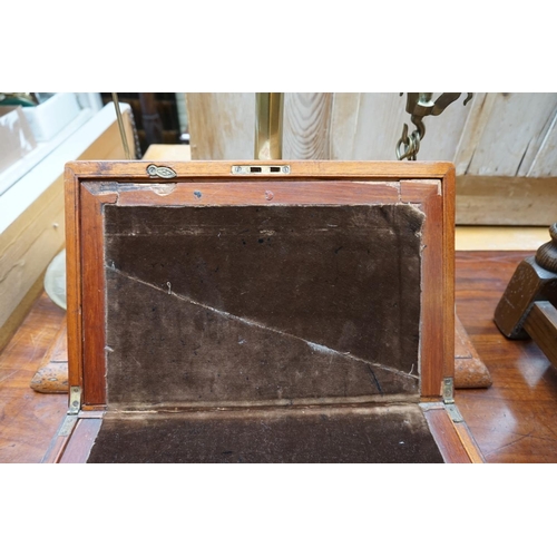 1265 - A vintage doctors' blood pressure gauge, boxed; together with a mahogany writing box, 35cm wide; and... 