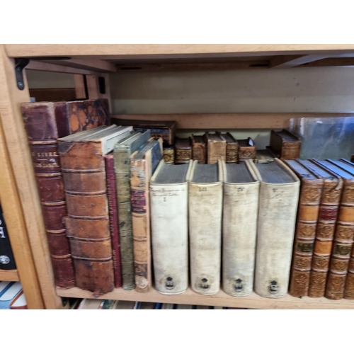 125 - MISCELLANEOUS ANTIQUARIAN: a quantity over 4 shelves, largely 18th-19thc publications, mixed bi... 