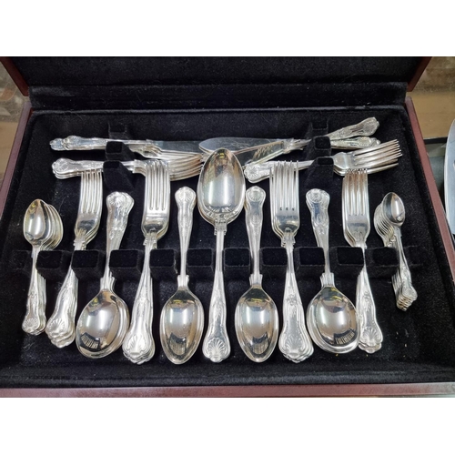 567 - A canteen of EPNS Kings pattern cutlery for eight, by Butler; together with four other items of King... 