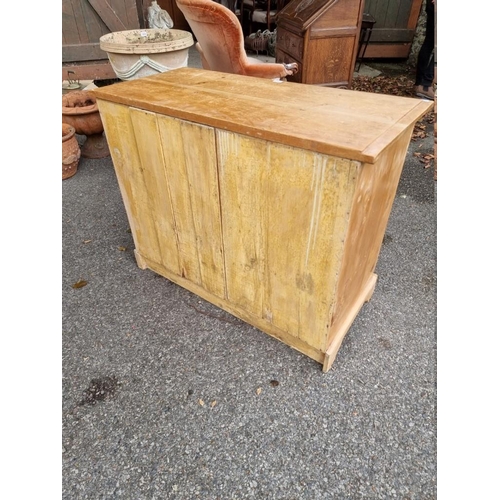 1041 - A Victorian pine chest of drawers, with one cupboard door, 96.5cm wide x 46.5cm deep x 76.5cm high.... 