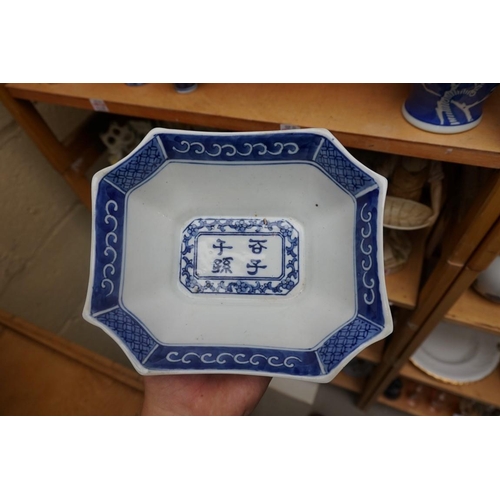 1115 - A collection of Chinese and Japanese blue and white ceramics, largest 25cm. (16)... 