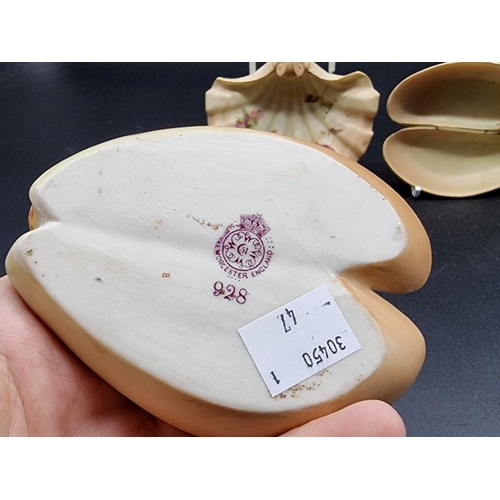 1255 - An unusual pair of Royal Worcester blush ivory tortoise and leaf dishes, circa 1907, shape no. 928, ... 