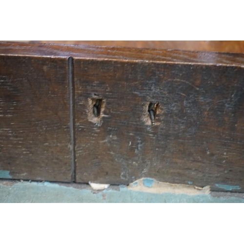 1379 - An 18th century walnut and featherbanded kneehole chest, 79cm wide.