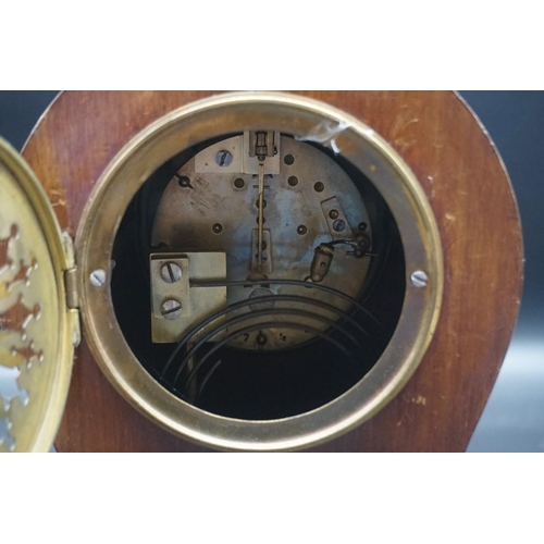 1515 - A late Victorian mahogany and inlaid balloon mantel clock, 30cm high, with pendulum.... 