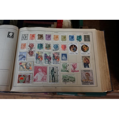 1619 - Stamps: a large collection of albums and stock books, containing Europe and mixed world, including t... 