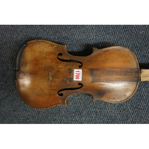 1706 - An antique Continental violin, with 14in one piece back.  