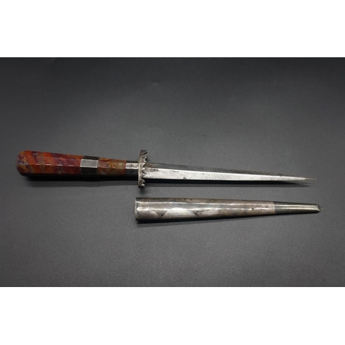 1723 - An unusual agate handled stiletto dagger and white metal sheath, the 13.5cm blade with anchor and se... 