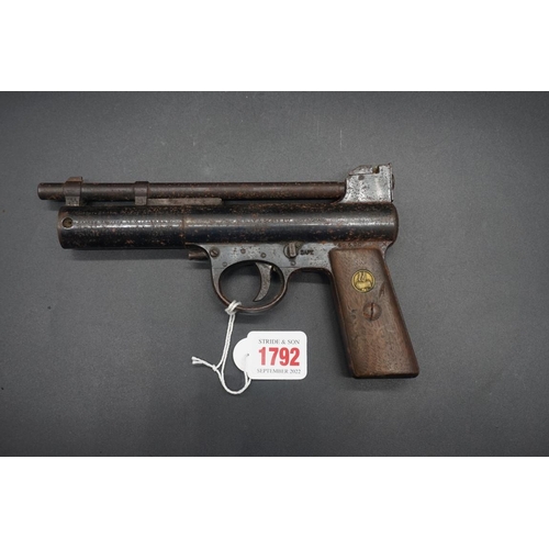 1792 - A Webley and Scott Mk1 .177 cal air pistol.