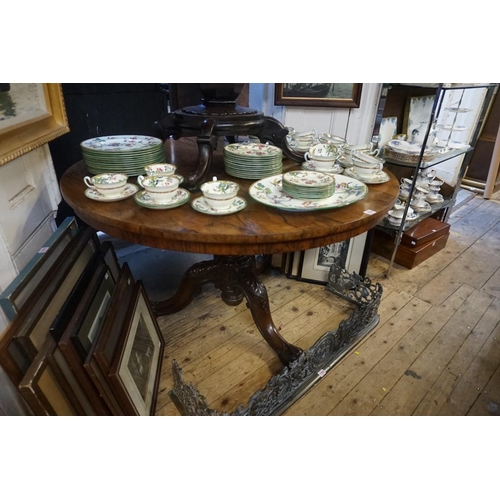 1279 - A mid 19th century rosewood circular tilt top breakfast table, 122cm diameter.