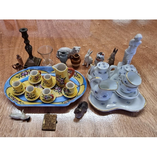 114 - *WITHDRAWN FROM SALE* Dolls House Miniatures: a late 19th/early 20th century French set of six china... 