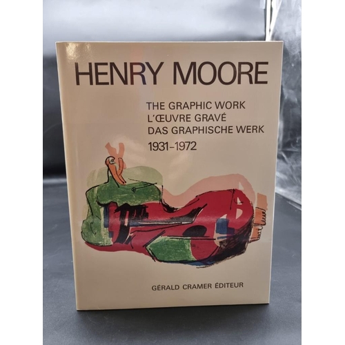 124 - HENRY MOORE (Cramer, Gerald, editor): 'Henry Moore...catalogue of graphic work 1931-1972': Gene... 