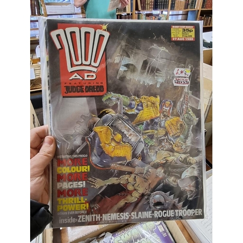 170 - 2000AD: collection of approx 70 issues, mostly 1980s period. (Approx 70)