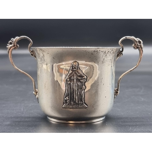 528 - Worshipful Company of Grocers: a Victorian silver twin handled cup, by Walter Walker & Brownfiel... 