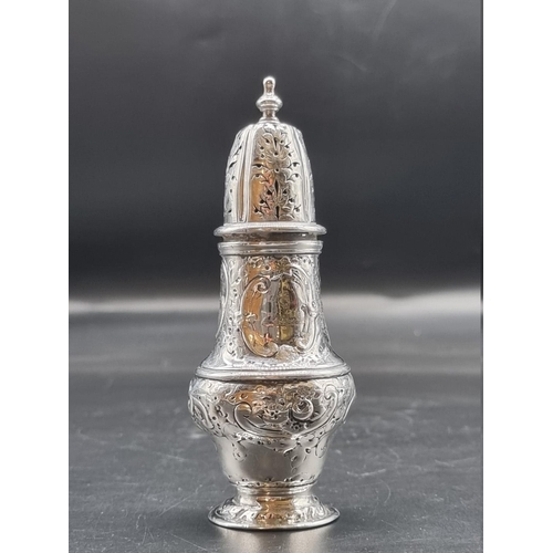 539 - A George III silver sugar caster, London 1777, 108g, 13.5cm high.