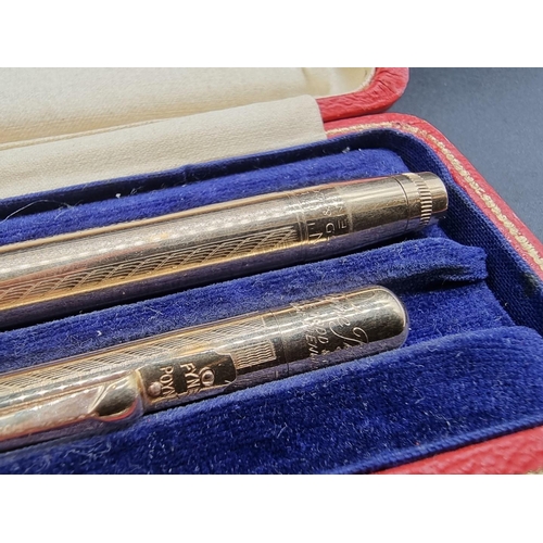 674 - A vintage 14ct gold Mabie, Todd & Co two pen set, comprising: a 'Swan' fountain pen, with 14ct n... 