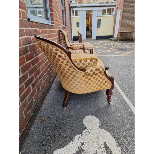 1027 - A Victorian walnut salon suite, comprising: chaise longue; occasional chair and five side chairs.... 