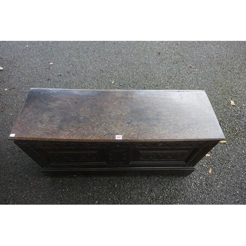 1047 - An antique oak coffer, 111cm wide x 38cm deep x 55.5cm high.