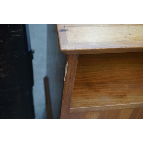 1165 - A walnut bedside cupboard, 38cm wide.