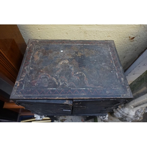 1171 - A small 19th century Japanese lacquer table cabinet, on associated antique stand, the whole 103... 