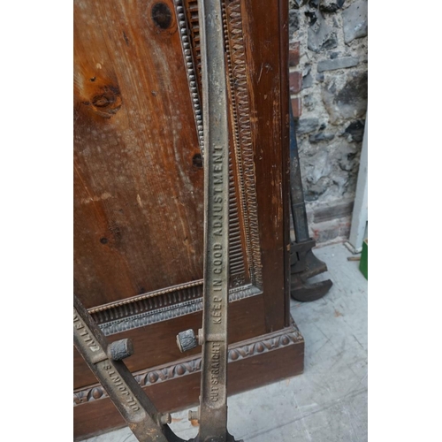 1190 - A large Stillson railway or pipe wrench; together with a large pair of bolt cutters; and one other. ... 