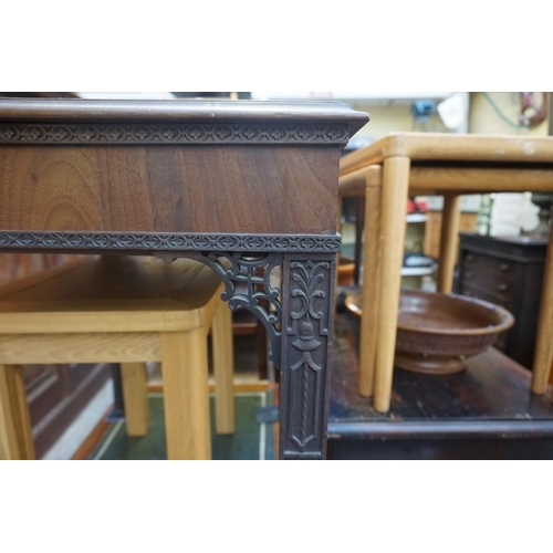 1207 - A good circa 1900 carved mahogany rectangular bijouterie table, with bevelled glass and blind fret d... 